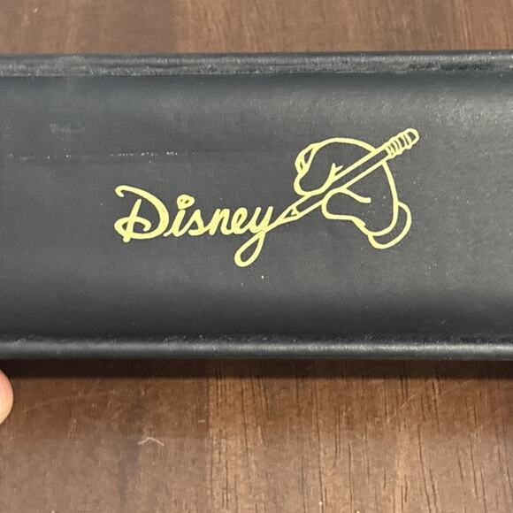 New Disney Artist Watch Donald Duck Rare! Super Nice Quality Limited main image 4